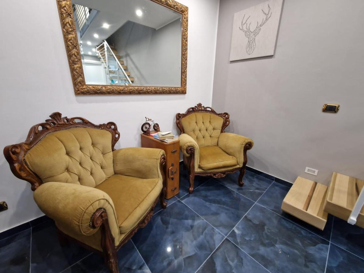 Confort Home 73 Palermo Bagian luar foto