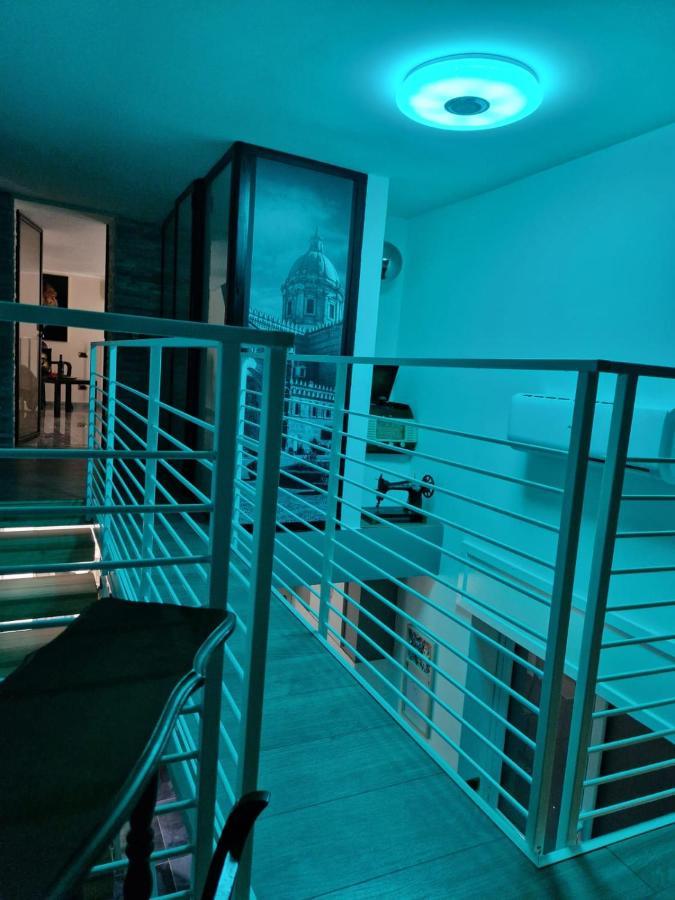 Confort Home 73 Palermo Bagian luar foto