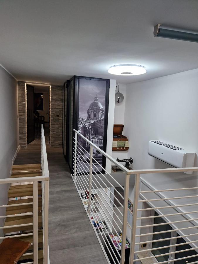 Confort Home 73 Palermo Bagian luar foto